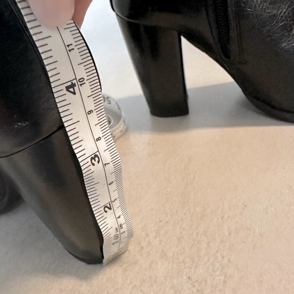 Zara Leather Ankle Boots - Picture 12 of 13